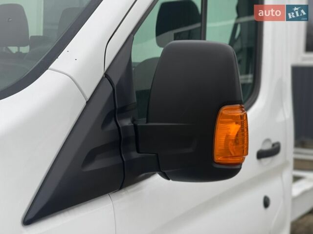 Белый Форд Транзит, объемом двигателя 2.2 л и пробегом 380 тыс. км за 14000 $, фото 10 на Automoto.ua