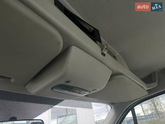 Белый Форд Транзит, объемом двигателя 2.2 л и пробегом 380 тыс. км за 15450 $, фото 31 на Automoto.ua