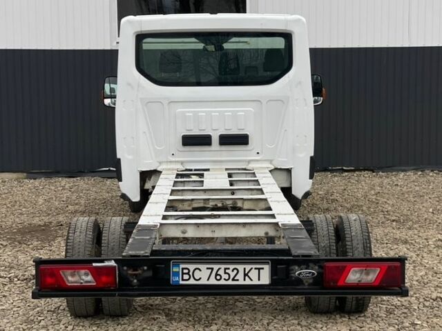 Белый Форд Транзит, объемом двигателя 2.2 л и пробегом 380 тыс. км за 14000 $, фото 18 на Automoto.ua