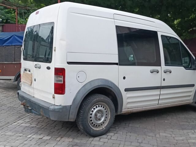 Белый Форд Транзит, объемом двигателя 0 л и пробегом 200 тыс. км за 4000 $, фото 1 на Automoto.ua