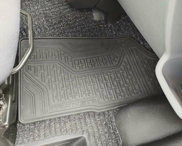 Белый Форд Транзит, объемом двигателя 3.72 л и пробегом 106 тыс. км за 18800 $, фото 10 на Automoto.ua