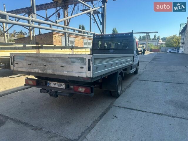 Белый Форд Транзит, объемом двигателя 2 л и пробегом 319 тыс. км за 16000 $, фото 4 на Automoto.ua