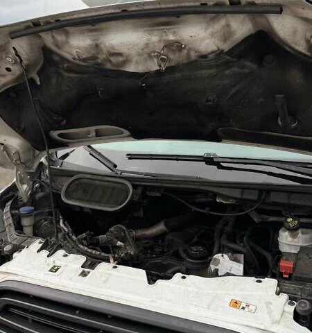 Белый Форд Транзит, объемом двигателя 2 л и пробегом 338 тыс. км за 15000 $, фото 21 на Automoto.ua