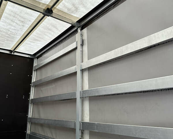 Белый Форд Транзит, объемом двигателя 2 л и пробегом 245 тыс. км за 17900 $, фото 21 на Automoto.ua