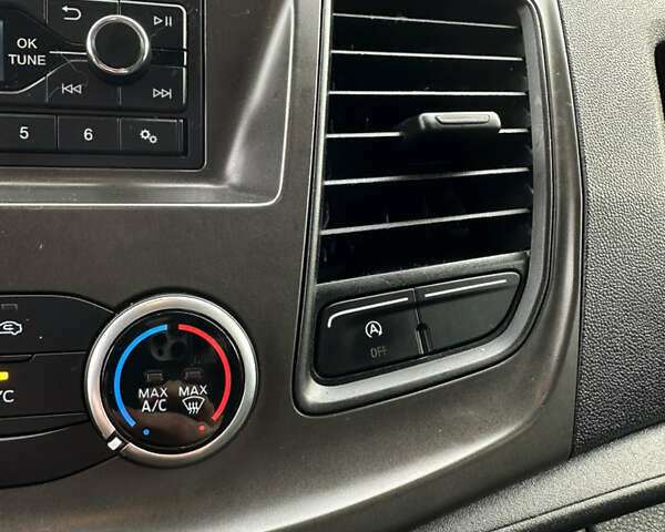 Білий Форд Транзит, об'ємом двигуна 2 л та пробігом 245 тис. км за 17300 $, фото 15 на Automoto.ua