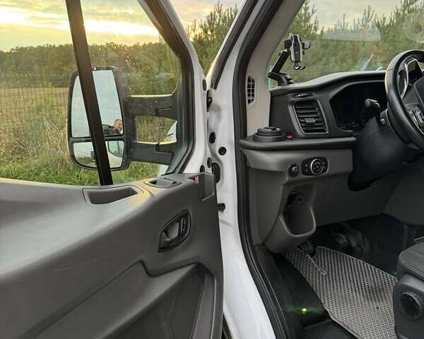 Білий Форд Транзит, об'ємом двигуна 2 л та пробігом 222 тис. км за 32702 $, фото 10 на Automoto.ua