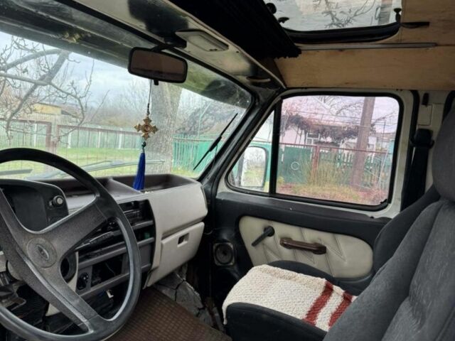 Білий Форд Транзит, об'ємом двигуна 2 л та пробігом 110 тис. км за 2100 $, фото 7 на Automoto.ua