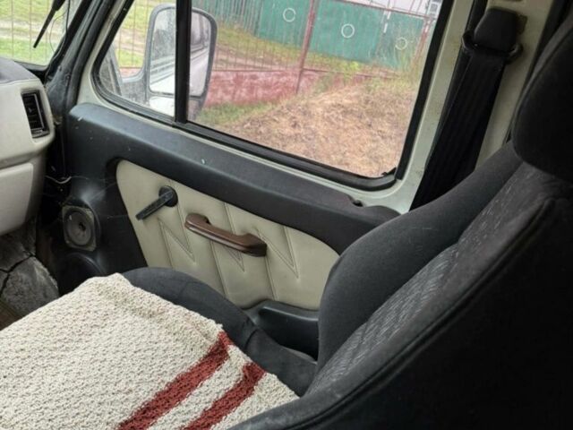 Білий Форд Транзит, об'ємом двигуна 2 л та пробігом 110 тис. км за 2100 $, фото 8 на Automoto.ua