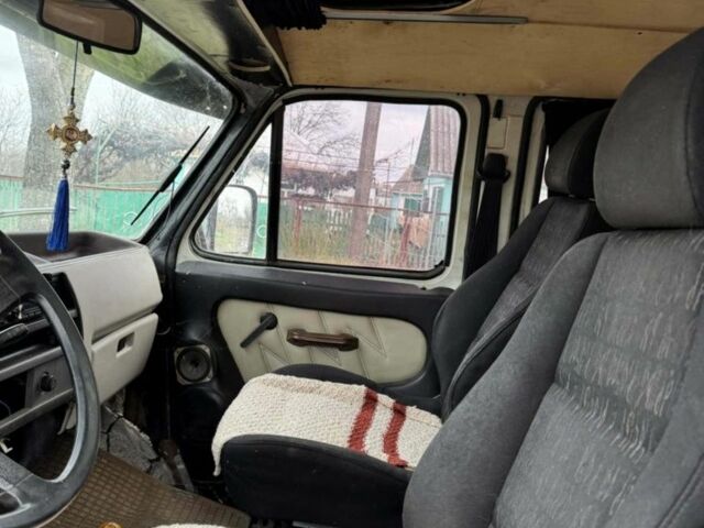 Білий Форд Транзит, об'ємом двигуна 2 л та пробігом 110 тис. км за 2000 $, фото 6 на Automoto.ua