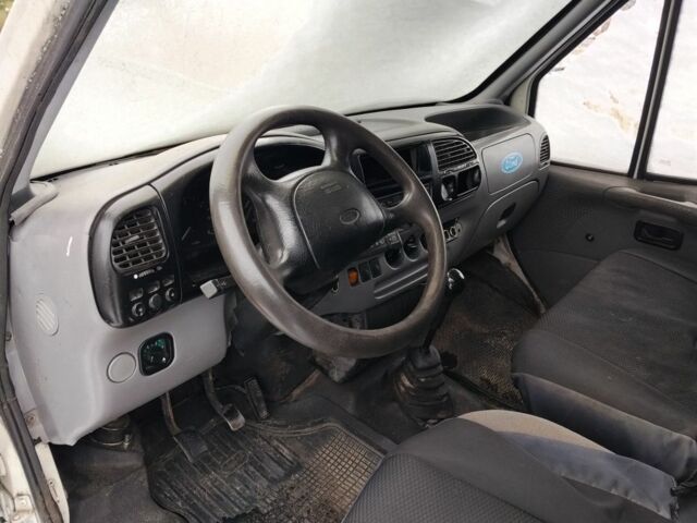 Білий Форд Транзит, об'ємом двигуна 2.5 л та пробігом 200 тис. км за 1900 $, фото 5 на Automoto.ua