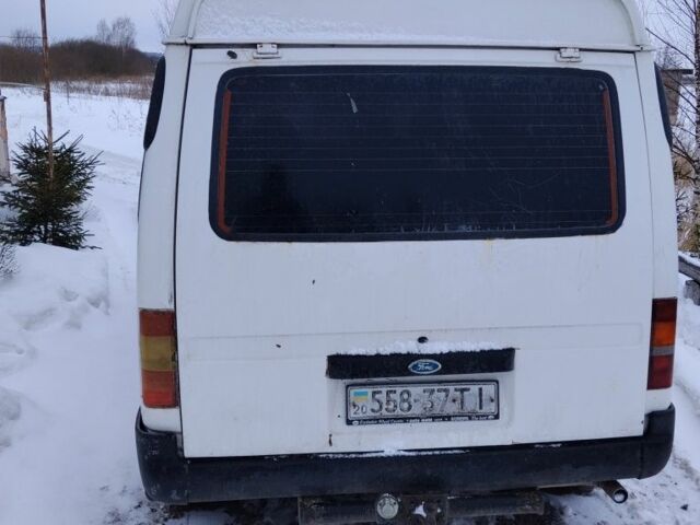 Білий Форд Транзит, об'ємом двигуна 2.5 л та пробігом 200 тис. км за 1900 $, фото 4 на Automoto.ua