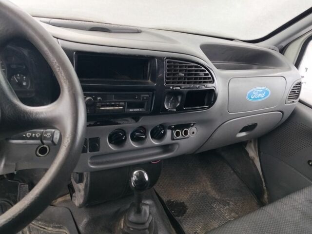 Білий Форд Транзит, об'ємом двигуна 2.5 л та пробігом 200 тис. км за 1900 $, фото 6 на Automoto.ua