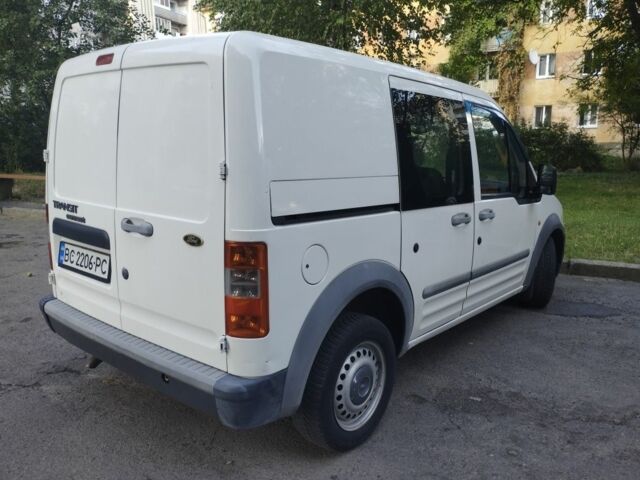 Белый Форд Транзит, объемом двигателя 1.8 л и пробегом 225 тыс. км за 3720 $, фото 4 на Automoto.ua
