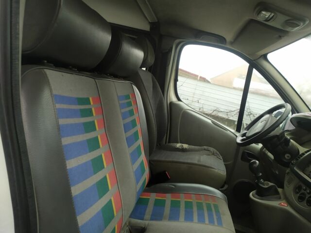 Білий Форд Транзит, об'ємом двигуна 0 л та пробігом 250 тис. км за 11000 $, фото 10 на Automoto.ua