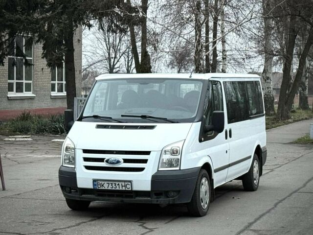 Белый Форд Транзит, объемом двигателя 2.2 л и пробегом 258 тыс. км за 9300 $, фото 1 на Automoto.ua