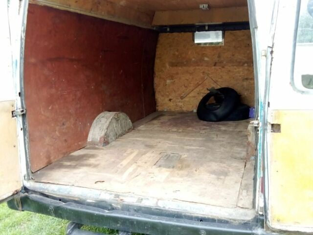 Белый Форд Транзит, объемом двигателя 2 л и пробегом 200 тыс. км за 955 $, фото 10 на Automoto.ua