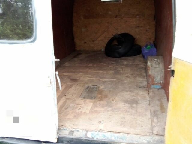 Белый Форд Транзит, объемом двигателя 2 л и пробегом 200 тыс. км за 955 $, фото 2 на Automoto.ua