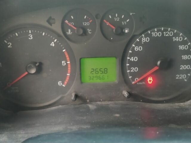 Білий Форд Транзит, об'ємом двигуна 2.2 л та пробігом 327 тис. км за 7000 $, фото 5 на Automoto.ua