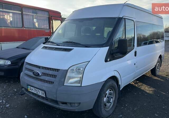 Білий Форд Транзит, об'ємом двигуна 2.2 л та пробігом 243 тис. км за 14750 $, фото 1 на Automoto.ua