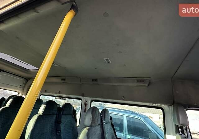 Білий Форд Транзит, об'ємом двигуна 2.2 л та пробігом 243 тис. км за 14750 $, фото 20 на Automoto.ua