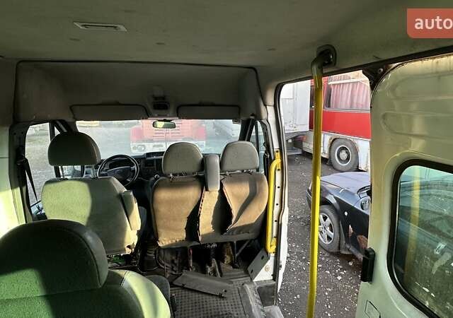 Білий Форд Транзит, об'ємом двигуна 2.2 л та пробігом 243 тис. км за 14750 $, фото 18 на Automoto.ua