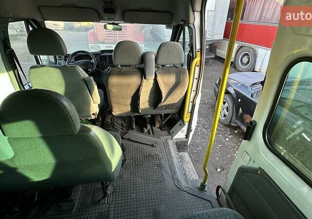 Білий Форд Транзит, об'ємом двигуна 2.2 л та пробігом 243 тис. км за 14750 $, фото 17 на Automoto.ua
