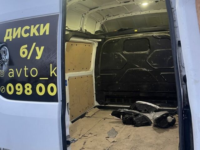 Белый Форд Транзит, объемом двигателя 2.2 л и пробегом 278 тыс. км за 11333 $, фото 14 на Automoto.ua