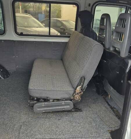 Белый Форд Транзит, объемом двигателя 2 л и пробегом 170 тыс. км за 1600 $, фото 2 на Automoto.ua