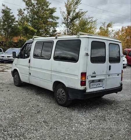 Белый Форд Транзит, объемом двигателя 2 л и пробегом 170 тыс. км за 1600 $, фото 5 на Automoto.ua