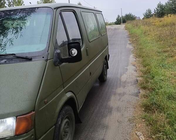 Белый Форд Транзит, объемом двигателя 2 л и пробегом 267 тыс. км за 1689 $, фото 4 на Automoto.ua