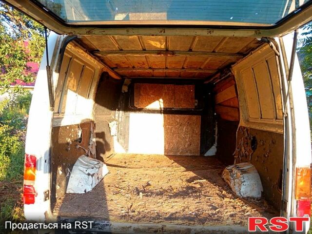 Білий Форд Транзит, об'ємом двигуна 2.5 л та пробігом 500 тис. км за 1200 $, фото 5 на Automoto.ua