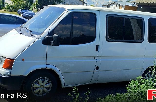 Белый Форд Транзит, объемом двигателя 2 л и пробегом 300 тыс. км за 2300 $, фото 3 на Automoto.ua