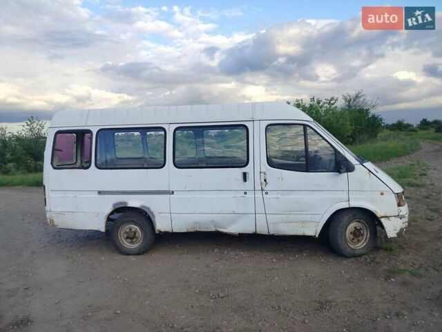 Білий Форд Транзит, об'ємом двигуна 2.5 л та пробігом 356 тис. км за 750 $, фото 2 на Automoto.ua