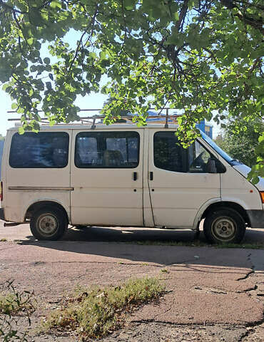 Форд Транзит 1993 в Житомире на Automoto.ua Белый Форд Транзит, объемом двигателя 2.5 л и пробегом 100 тыс. км за 1350 $, фото 2 на Automoto.ua