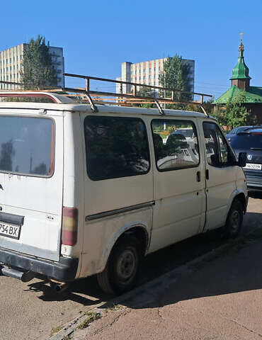 Форд Транзит 1993 в Житомире на Automoto.ua Белый Форд Транзит, объемом двигателя 2.5 л и пробегом 100 тыс. км за 1350 $, фото 6 на Automoto.ua