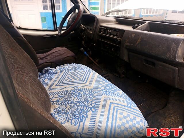 Білий Форд Транзит, об'ємом двигуна 2.5 л та пробігом 340 тис. км за 1500 $, фото 7 на Automoto.ua