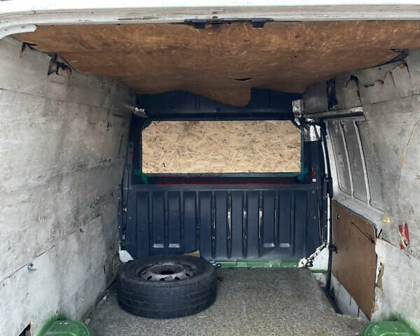 Белый Форд Транзит, объемом двигателя 2.5 л и пробегом 3 тыс. км за 2200 $, фото 5 на Automoto.ua