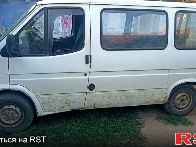 Білий Форд Транзит, об'ємом двигуна 25 л та пробігом 0 тис. км за 2000 $, фото 1 на Automoto.ua