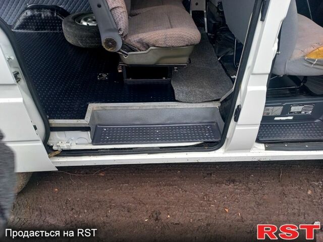 Белый Форд Транзит, объемом двигателя 2.5 л и пробегом 345 тыс. км за 4500 $, фото 9 на Automoto.ua