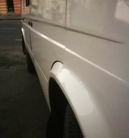 Белый Форд Транзит, объемом двигателя 2.5 л и пробегом 450 тыс. км за 5500 $, фото 4 на Automoto.ua