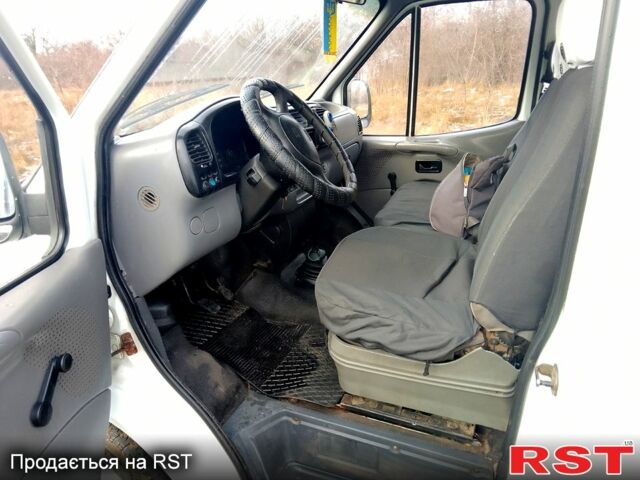 Білий Форд Транзит, об'ємом двигуна 25 л та пробігом 0 тис. км за 3500 $, фото 3 на Automoto.ua