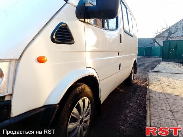 Белый Форд Транзит, объемом двигателя 2.5 л и пробегом 370 тыс. км за 3250 $, фото 4 на Automoto.ua