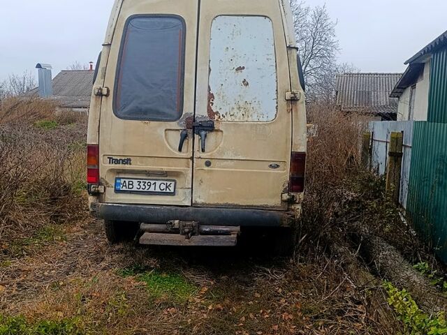 Белый Форд Транзит, объемом двигателя 2.5 л и пробегом 450 тыс. км за 2000 $, фото 2 на Automoto.ua