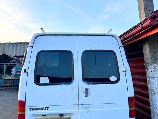 Белый Форд Транзит, объемом двигателя 2.5 л и пробегом 400 тыс. км за 1750 $, фото 6 на Automoto.ua