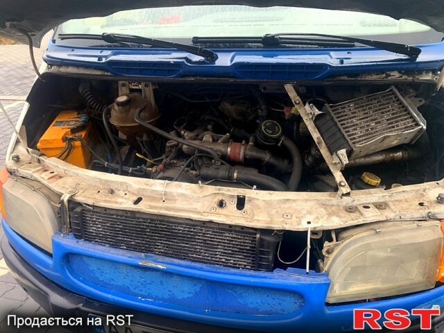 Білий Форд Транзит, об'ємом двигуна 2.5 л та пробігом 0 тис. км за 2000 $, фото 2 на Automoto.ua