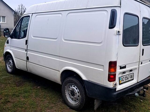 Белый Форд Транзит, объемом двигателя 2.5 л и пробегом 357 тыс. км за 2700 $, фото 1 на Automoto.ua