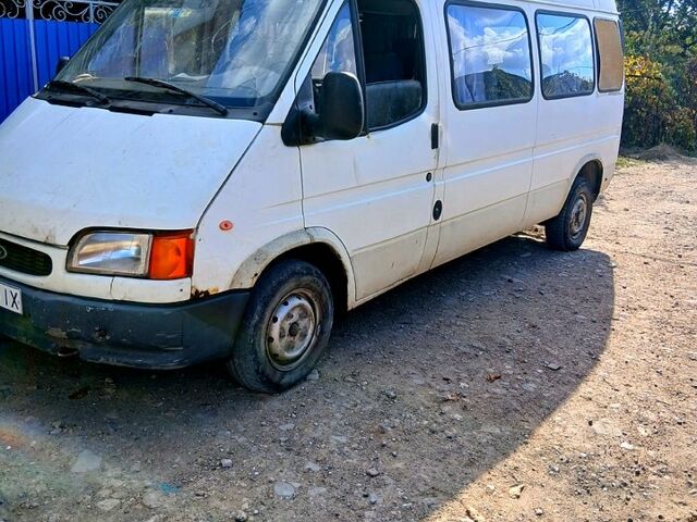 Белый Форд Транзит, объемом двигателя 2.5 л и пробегом 250 тыс. км за 3700 $, фото 8 на Automoto.ua