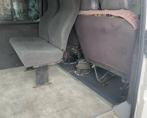 Белый Форд Транзит, объемом двигателя 2.5 л и пробегом 280 тыс. км за 3500 $, фото 9 на Automoto.ua