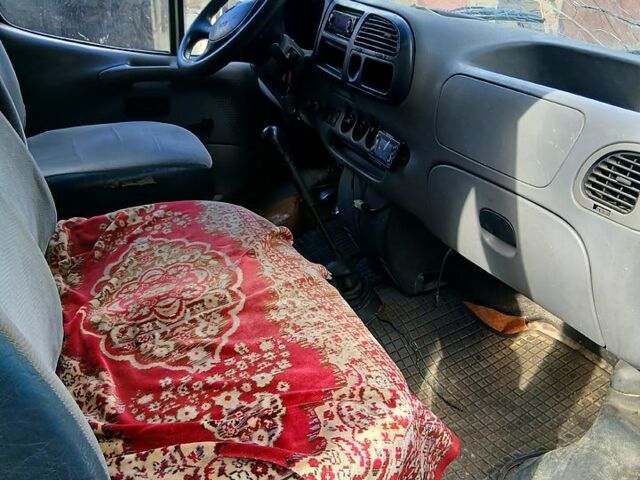 Білий Форд Транзит, об'ємом двигуна 2.5 л та пробігом 250 тис. км за 3700 $, фото 3 на Automoto.ua
