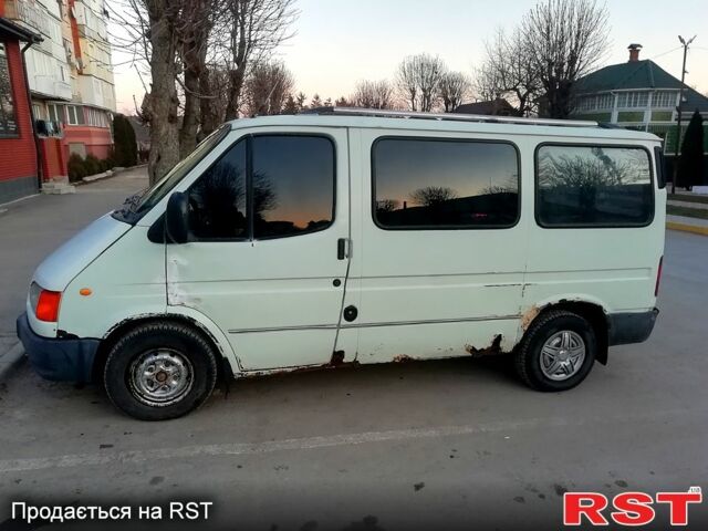 Білий Форд Транзит, об'ємом двигуна 25 л та пробігом 0 тис. км за 1800 $, фото 2 на Automoto.ua